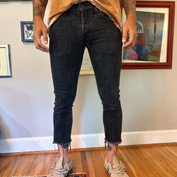 TOM FORD Slim Black Ankle Jeans W/Raw Hem - 4 (3 hidden) Buttons - Picture 9 of 10